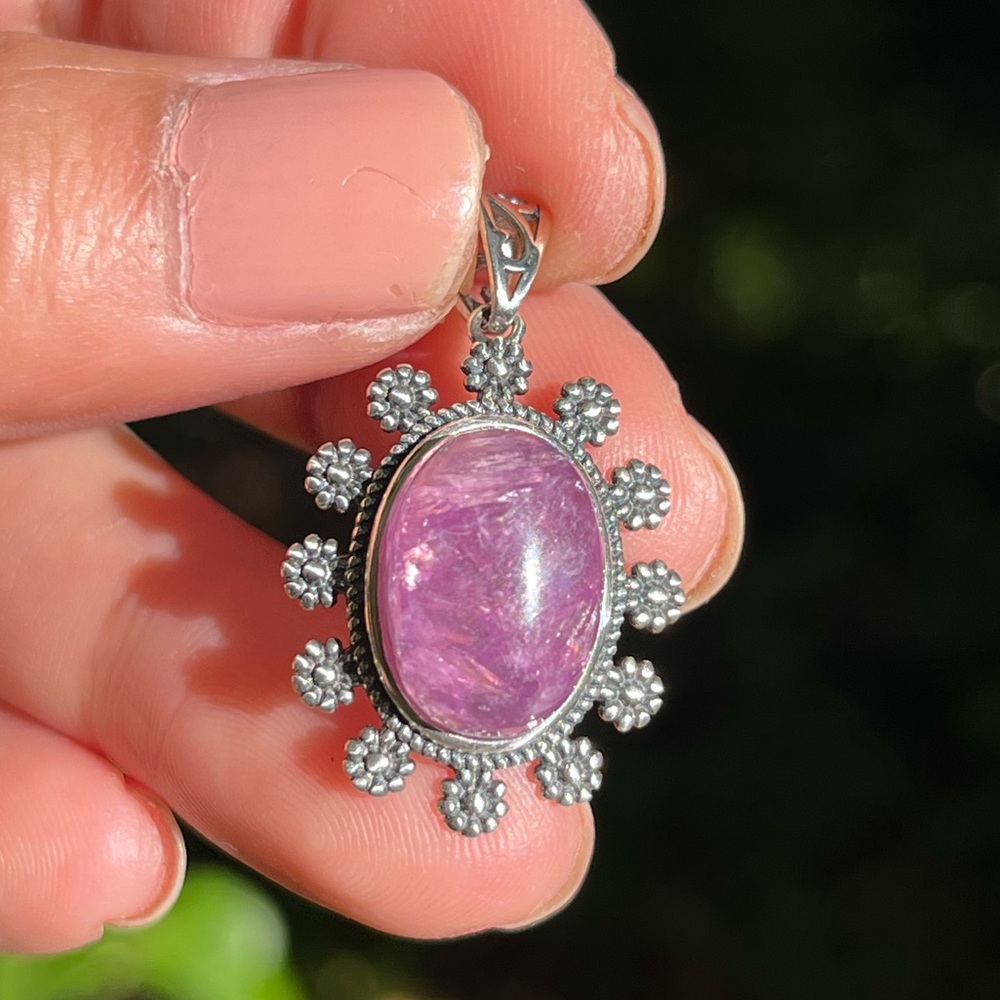 Sterling silver dainty flashy purple mica flower pendant 1247